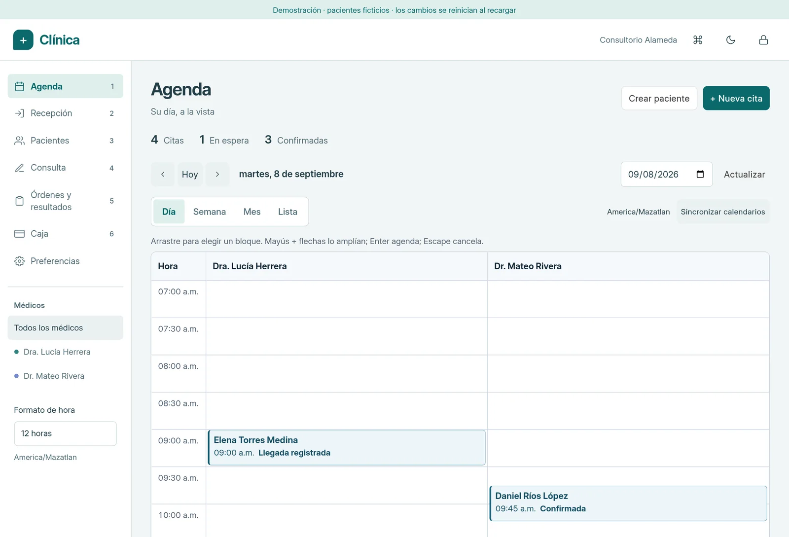 Agenda de Clínica con citas y profesionales; pacientes ficticios de la demostración.